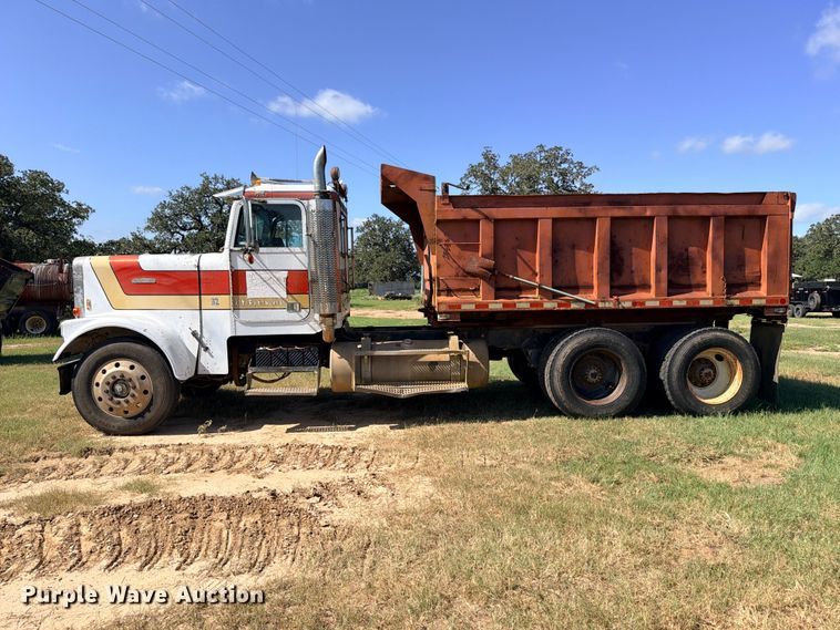 image for item FB8277 1985 Freightliner FLC12054T dump truck