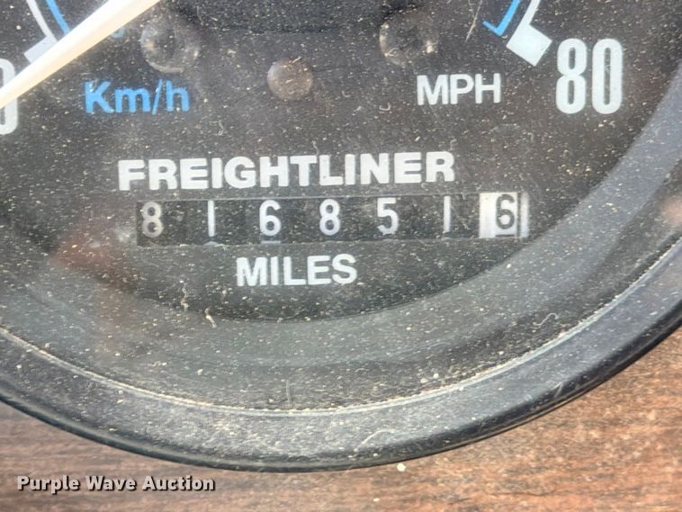 image for item FB8277 1985 Freightliner FLC12054T dump truck