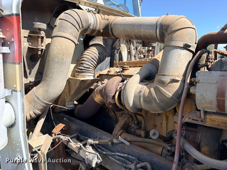 image for item FB8277 1985 Freightliner FLC12054T dump truck