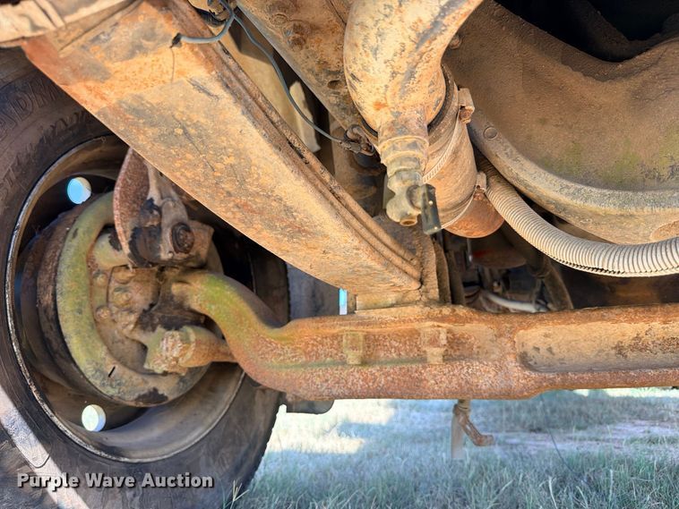 image for item FB8277 1985 Freightliner FLC12054T dump truck