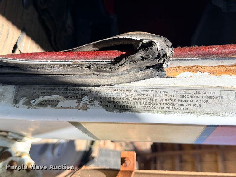 image for item FB8277 1985 Freightliner FLC12054T dump truck