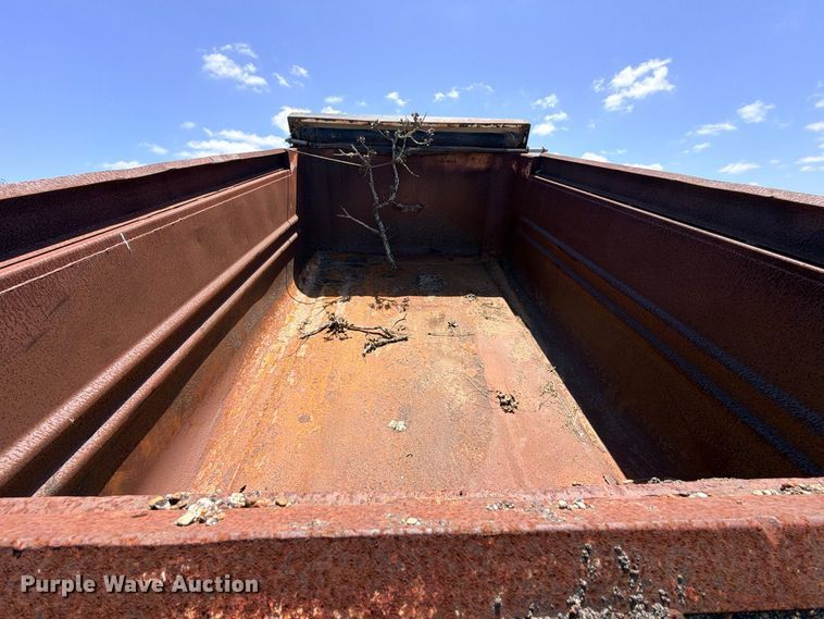 image for item FB8278 1997 Clement 2ATT1210L dump trailer