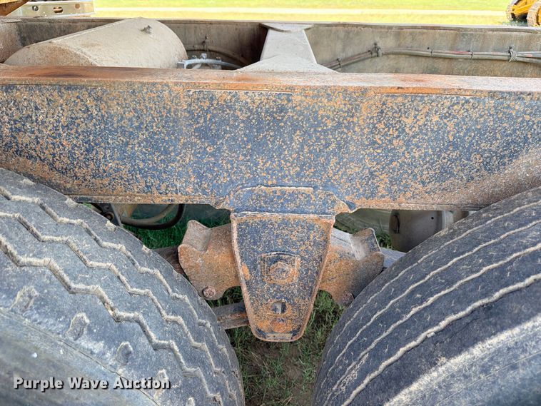 image for item FB8278 1997 Clement 2ATT1210L dump trailer