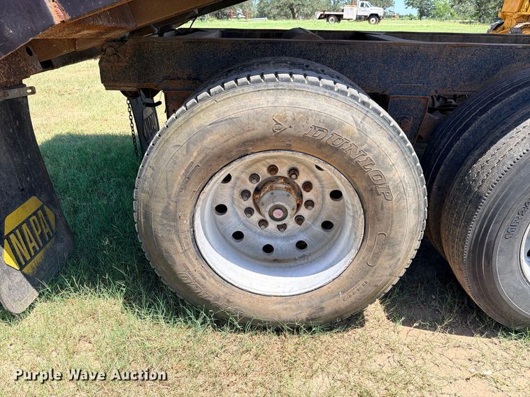 image for item FB8278 1997 Clement 2ATT1210L dump trailer
