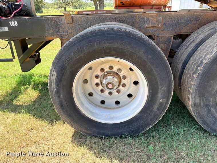 image for item FB8278 1997 Clement 2ATT1210L dump trailer