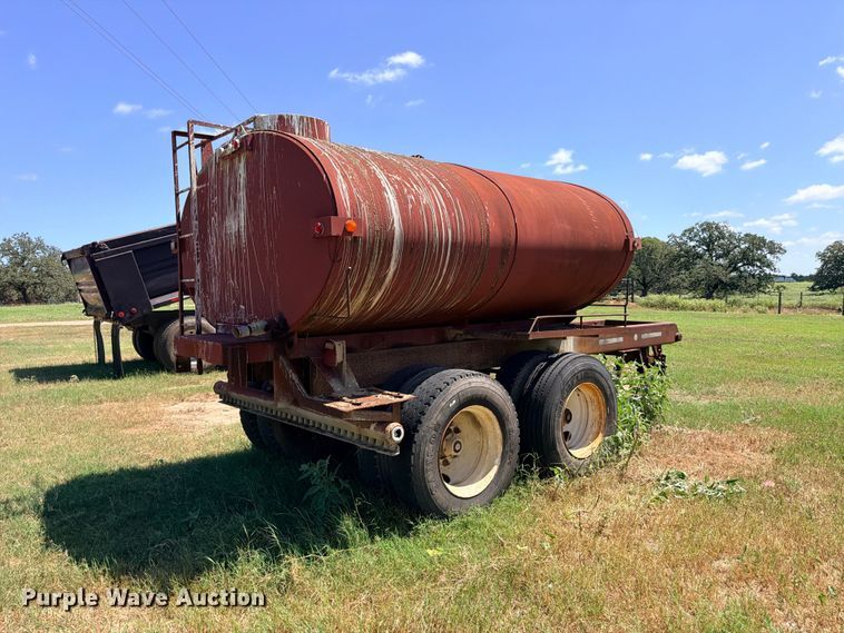 image for item FB8280 1990 Palmer Machine Works tank trailer