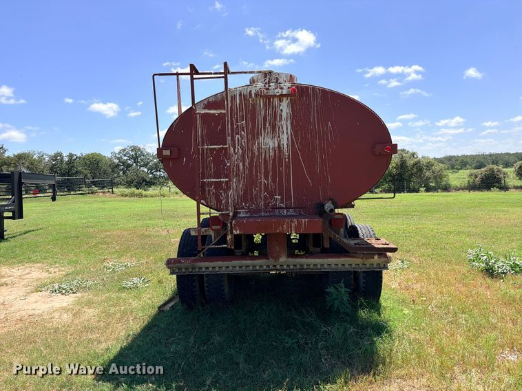 image for item FB8280 1990 Palmer Machine Works tank trailer