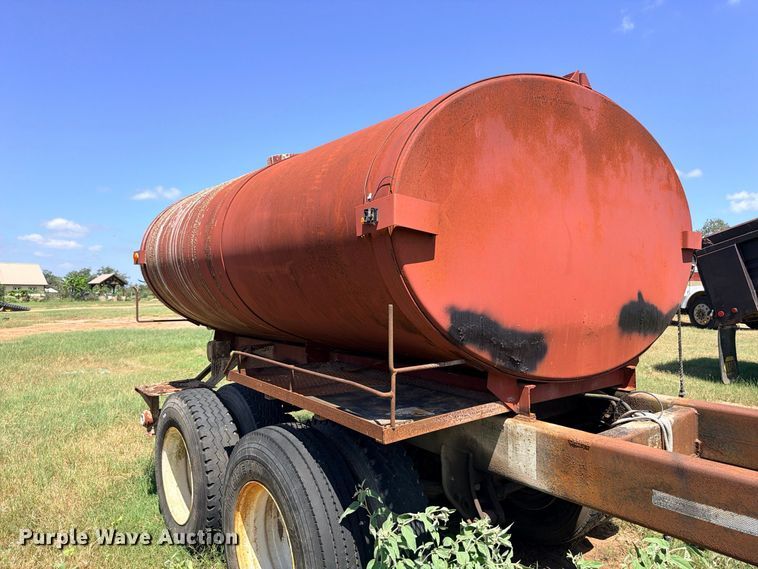 image for item FB8280 1990 Palmer Machine Works tank trailer