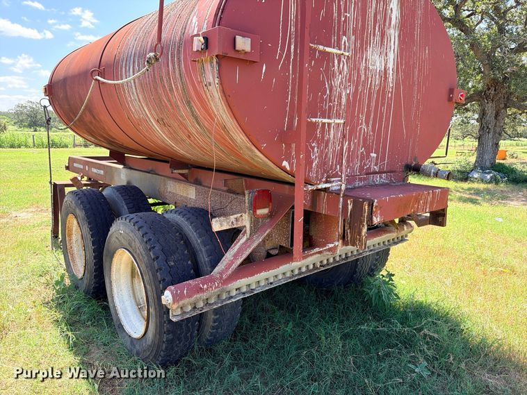 image for item FB8280 1990 Palmer Machine Works tank trailer