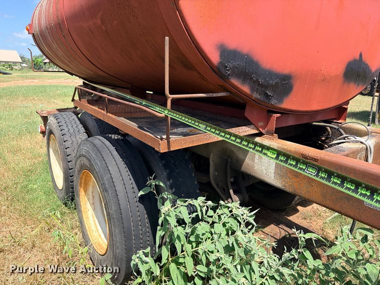 image for item FB8280 1990 Palmer Machine Works tank trailer