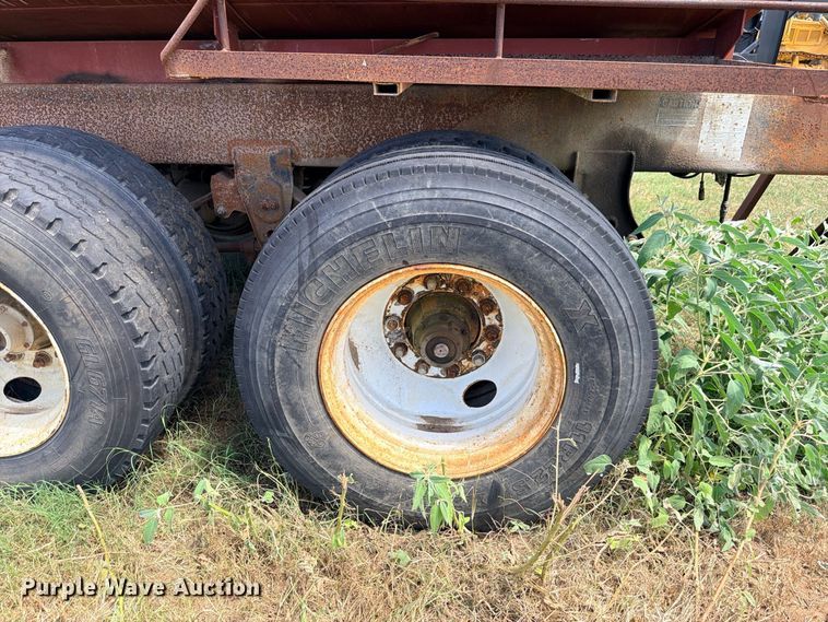 image for item FB8280 1990 Palmer Machine Works tank trailer