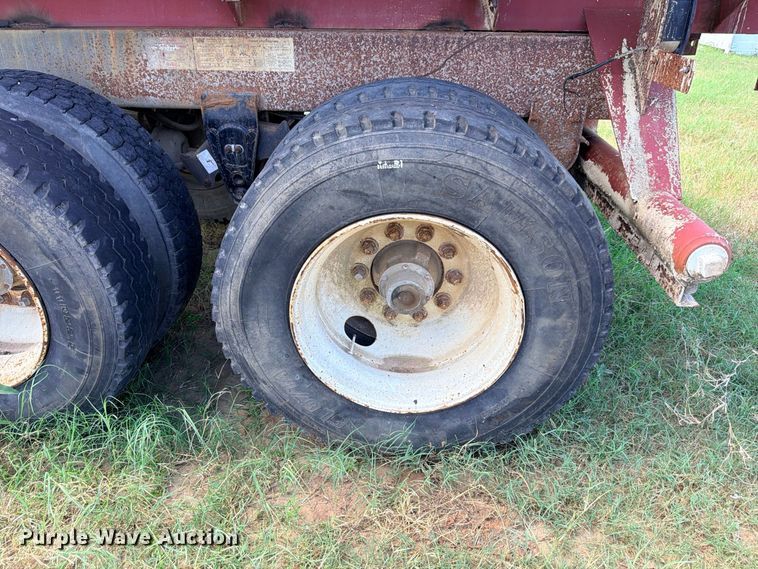 image for item FB8280 1990 Palmer Machine Works tank trailer
