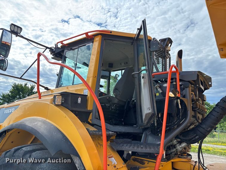 image for item FC1687 2019 Volvo A40G articulated haul truck