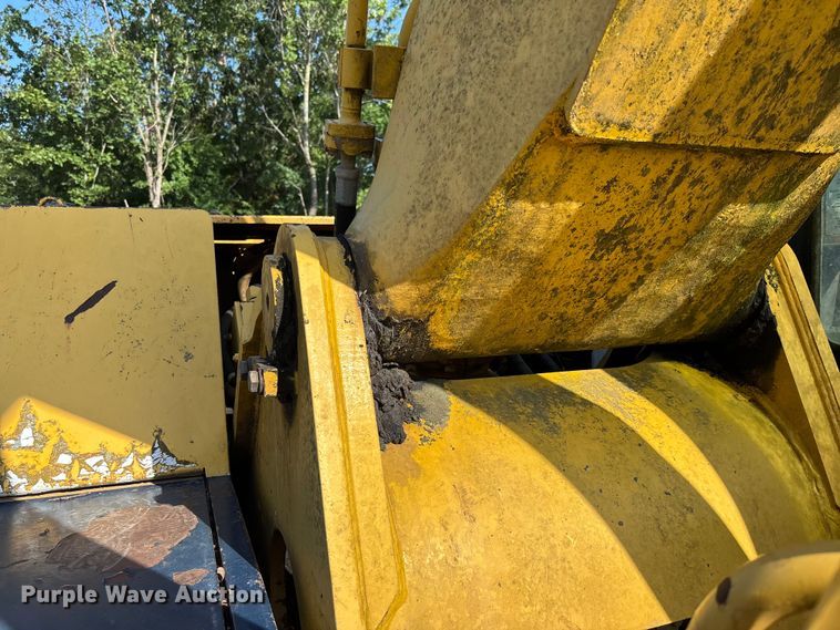 image for item FC1940 1993 Komatsu PC200LC-5L excavator