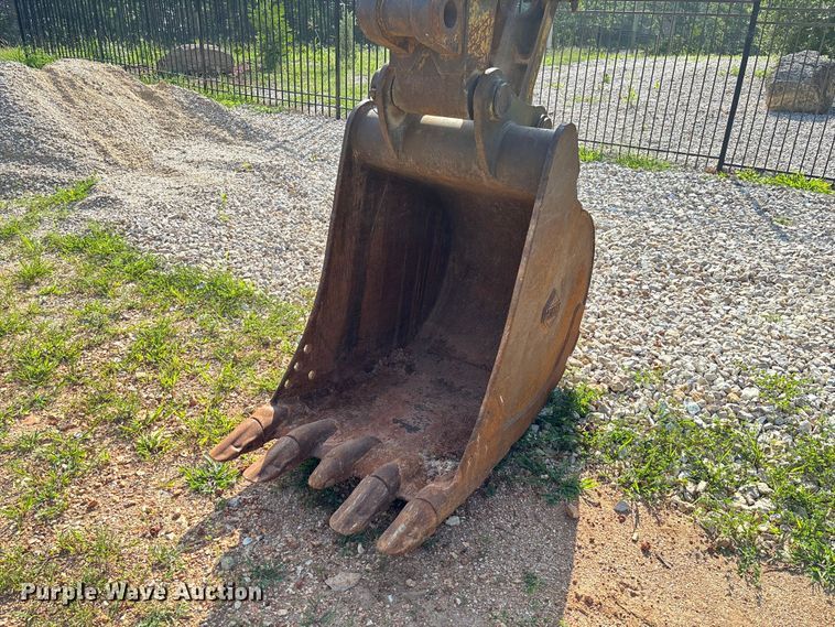 image for item FC1940 1993 Komatsu PC200LC-5L excavator
