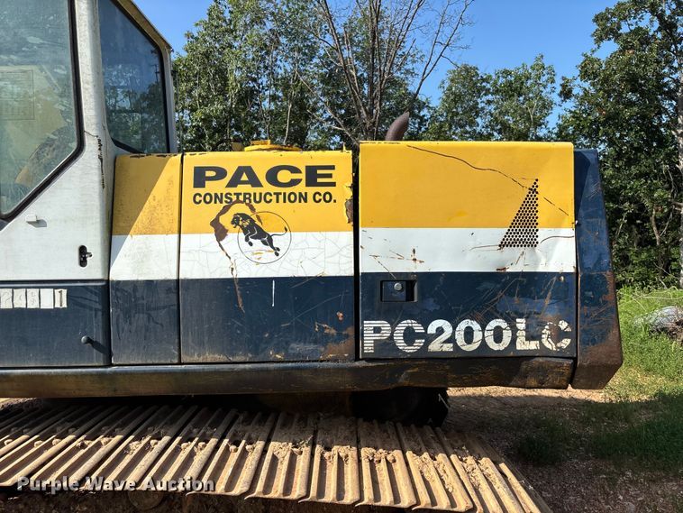 image for item FC1940 1993 Komatsu PC200LC-5L excavator