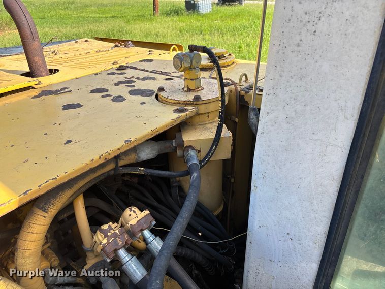 image for item FC1940 1993 Komatsu PC200LC-5L excavator
