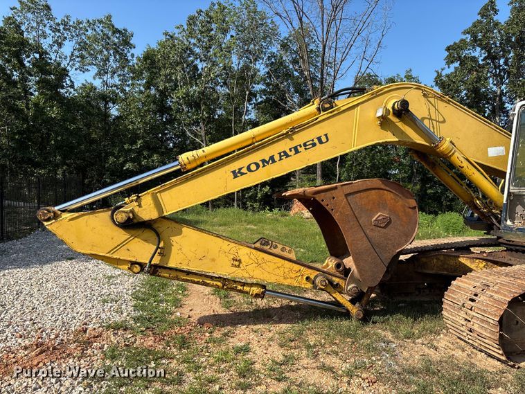 image for item FC1940 1993 Komatsu PC200LC-5L excavator