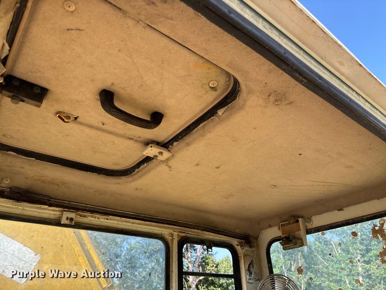 image for item FC1940 1993 Komatsu PC200LC-5L excavator
