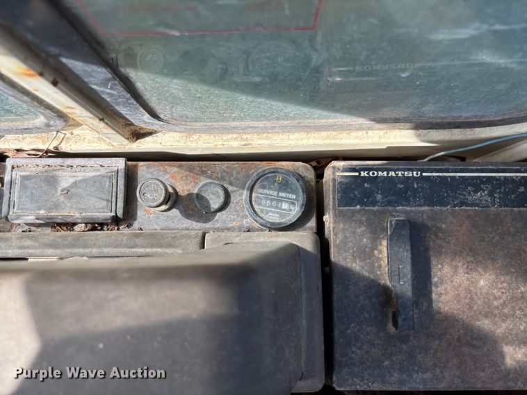 image for item FC1940 1993 Komatsu PC200LC-5L excavator