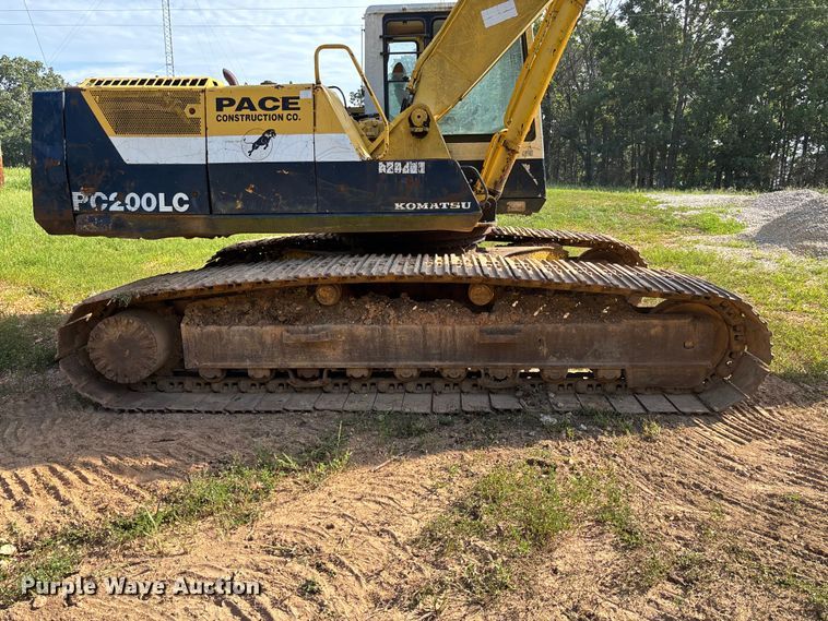 image for item FC1940 1993 Komatsu PC200LC-5L excavator
