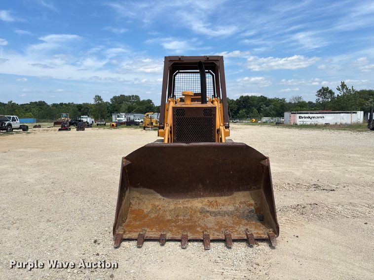 image for item FC1956 1981 Case 1150C track loader
