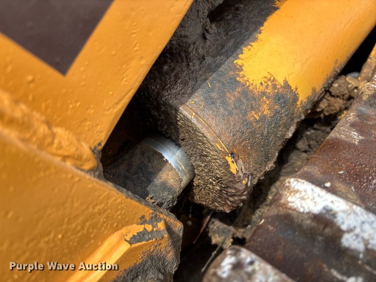 image for item FC1956 1981 Case 1150C track loader