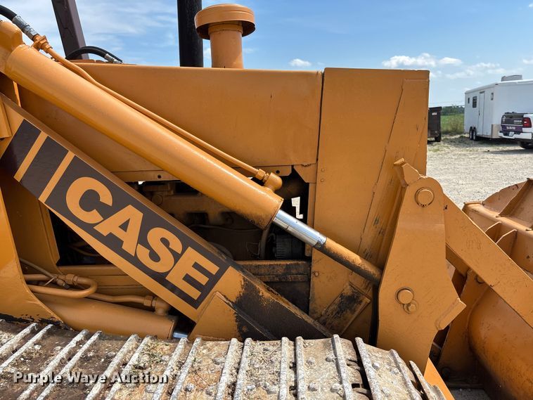 image for item FC1956 1981 Case 1150C track loader