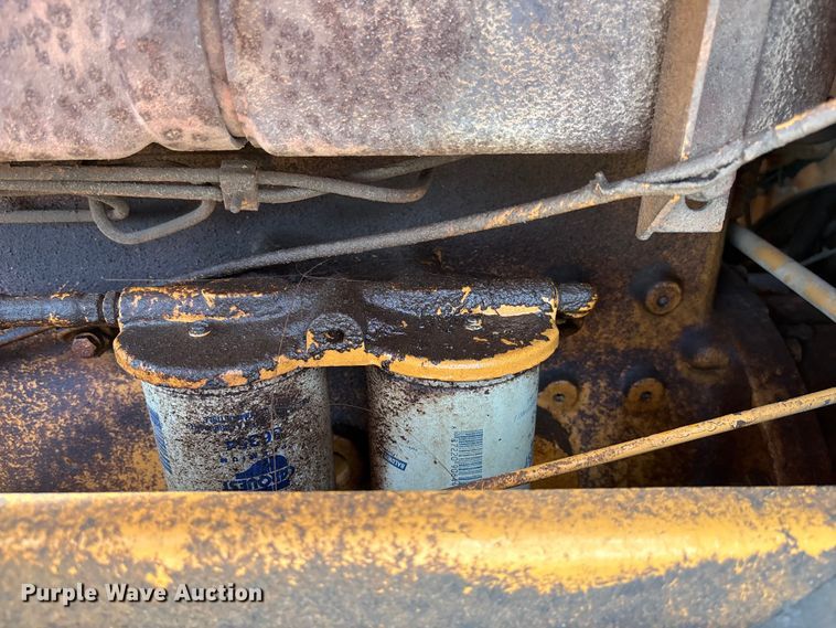 image for item FC1956 1981 Case 1150C track loader
