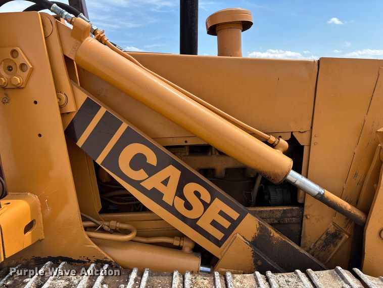 image for item FC1956 1981 Case 1150C track loader