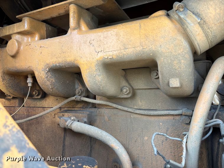 image for item FC1956 1981 Case 1150C track loader