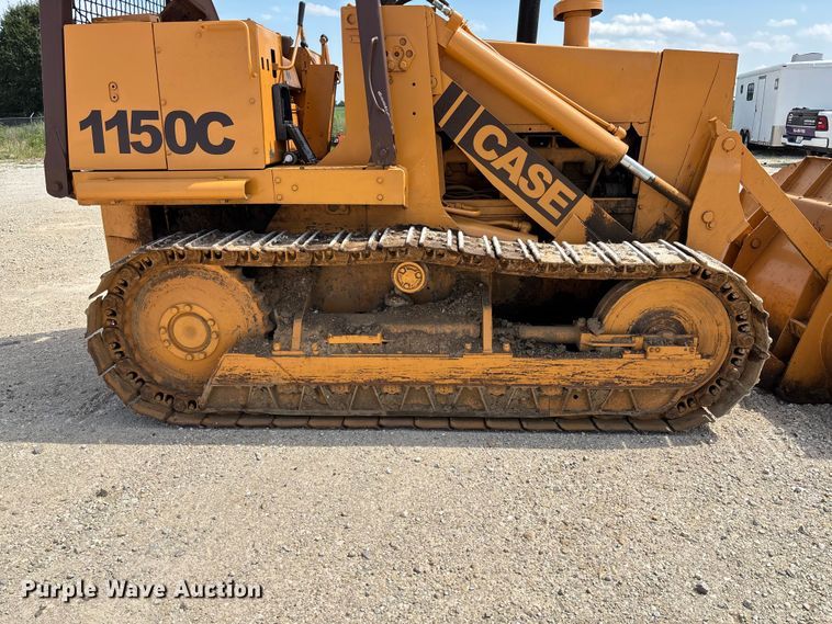 image for item FC1956 1981 Case 1150C track loader