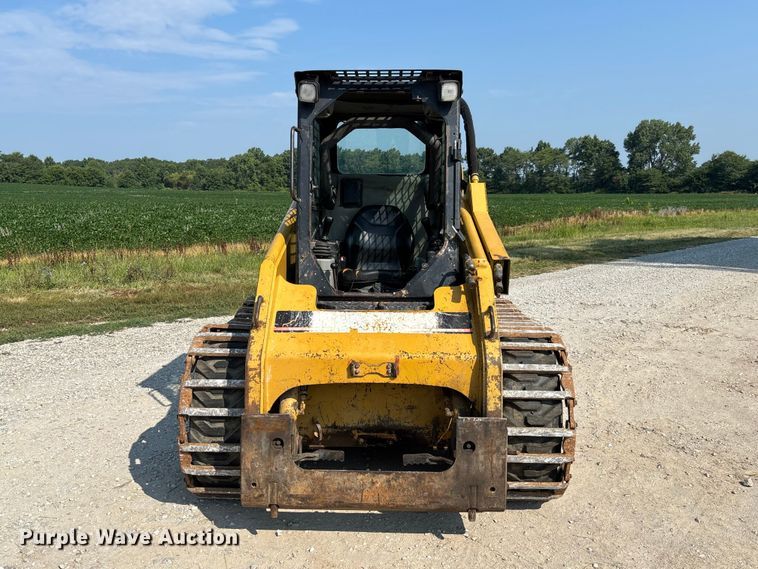 image for item FC1958 2001 Caterpillar 248 skid steer loader
