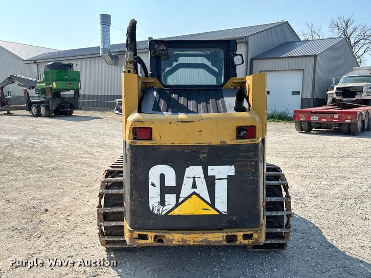 image for item FC1958 2001 Caterpillar 248 skid steer loader