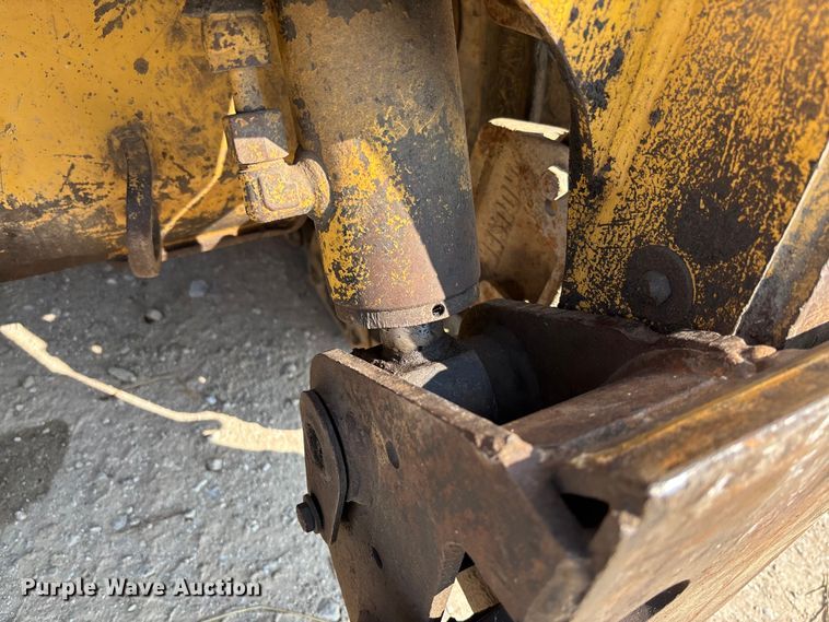 image for item FC1958 2001 Caterpillar 248 skid steer loader