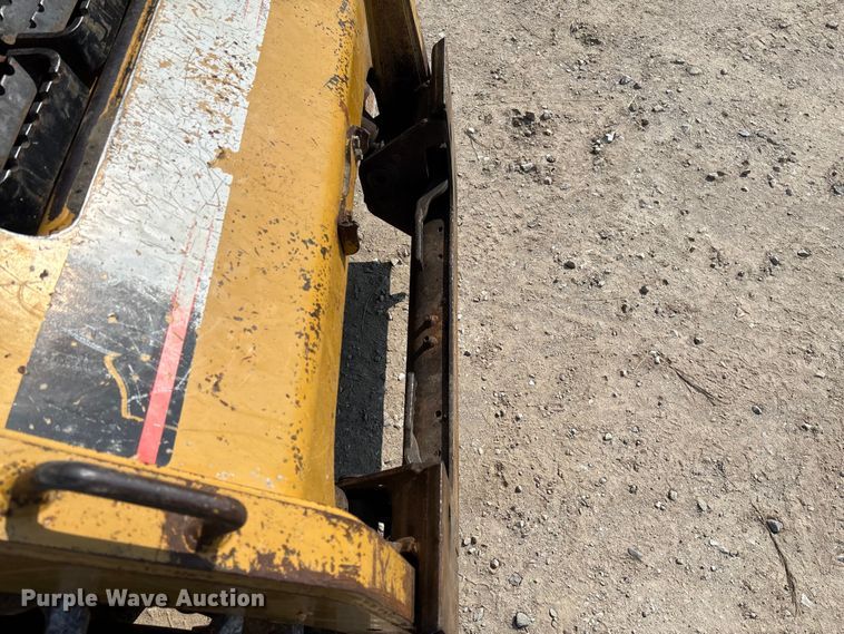 image for item FC1958 2001 Caterpillar 248 skid steer loader