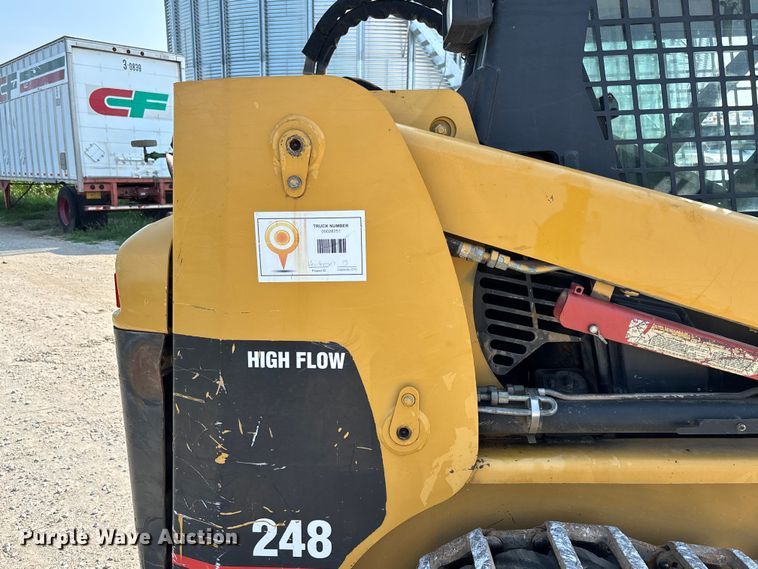 image for item FC1958 2001 Caterpillar 248 skid steer loader