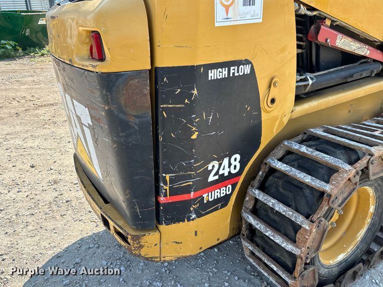 image for item FC1958 2001 Caterpillar 248 skid steer loader