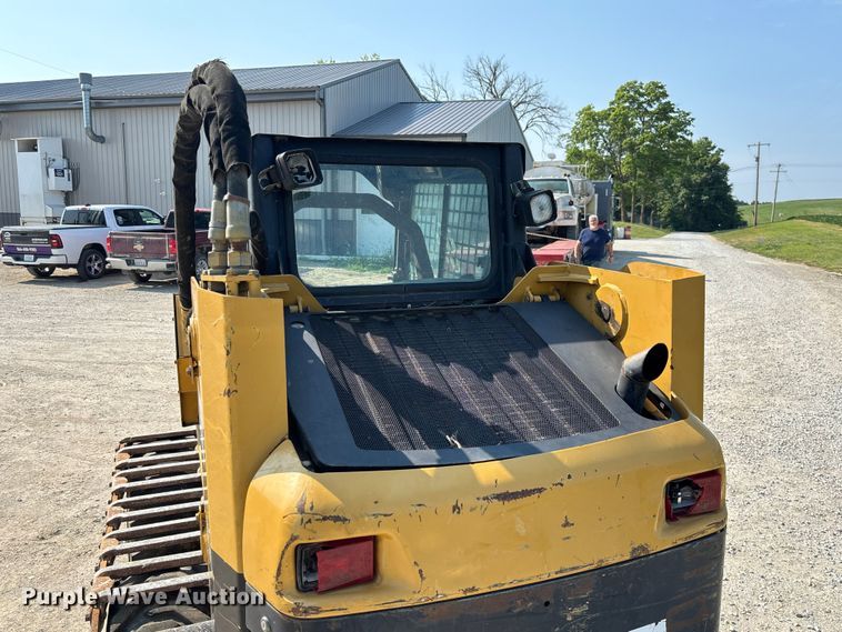 image for item FC1958 2001 Caterpillar 248 skid steer loader