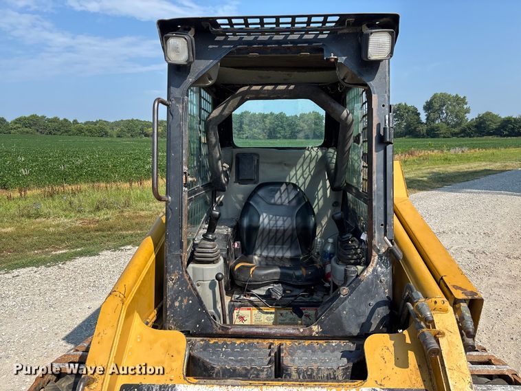 image for item FC1958 2001 Caterpillar 248 skid steer loader
