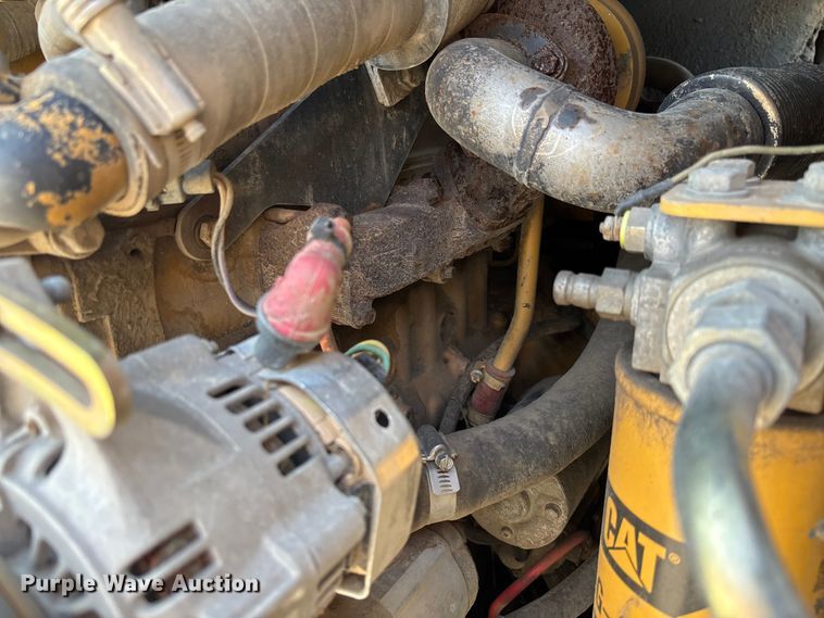 image for item FC1958 2001 Caterpillar 248 skid steer loader