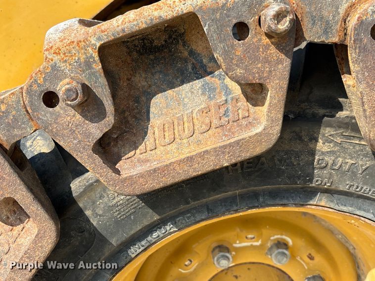 image for item FC1958 2001 Caterpillar 248 skid steer loader