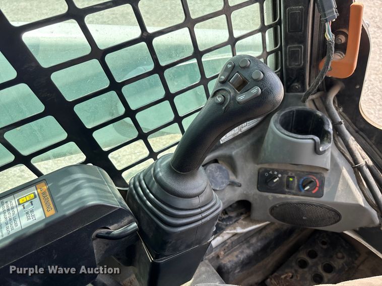image for item FC1973 2019 Bobcat T770 tracked skid steer loader