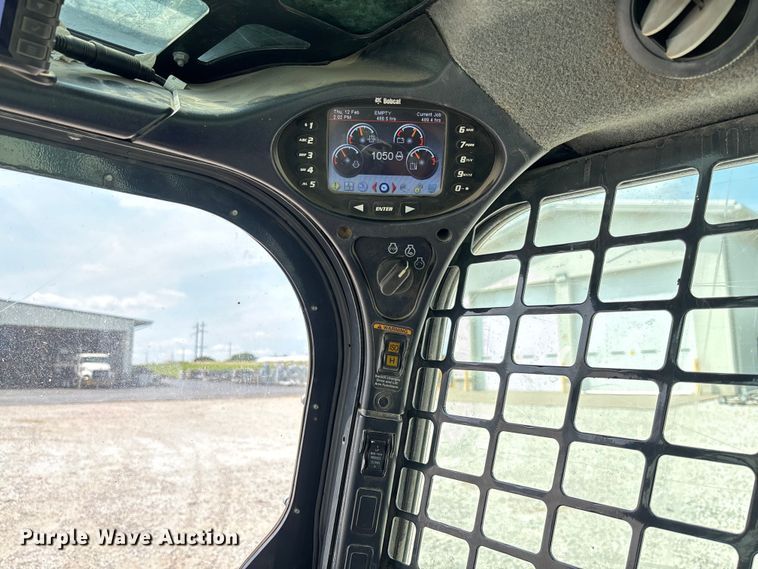 image for item FC1973 2019 Bobcat T770 tracked skid steer loader