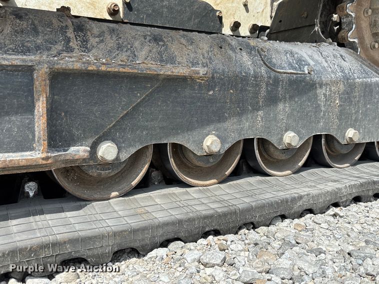 image for item FC1973 2019 Bobcat T770 tracked skid steer loader