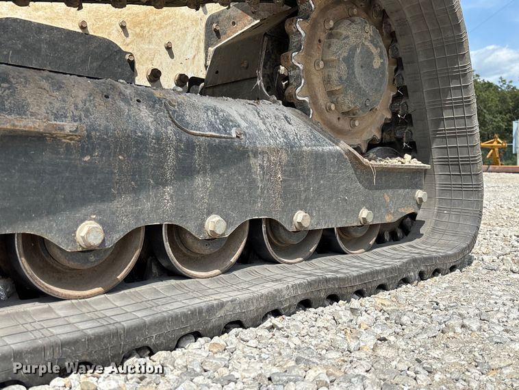 image for item FC1973 2019 Bobcat T770 tracked skid steer loader