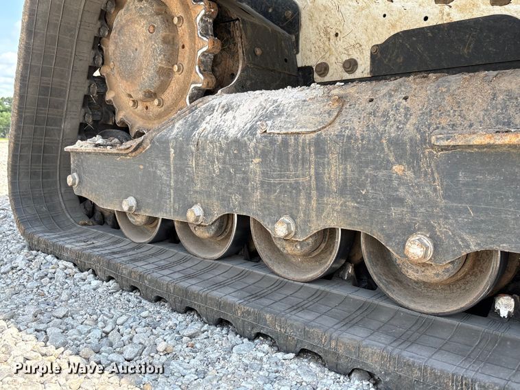 image for item FC1973 2019 Bobcat T770 tracked skid steer loader