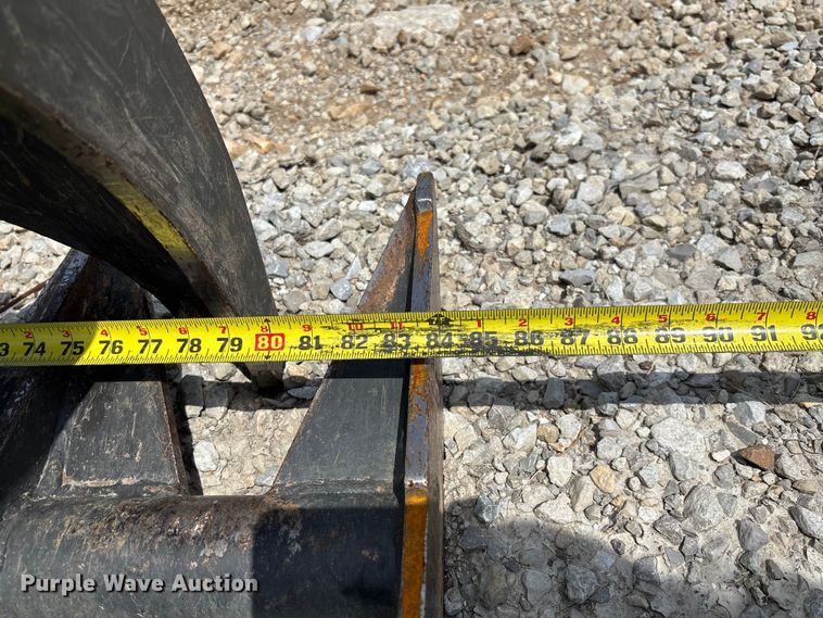 image for item FC1975 Skid steer rock grapple bucket