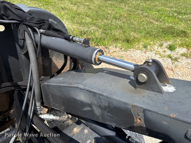 image for item FC1976 Bobcat SGX60 skid steer stump grinder