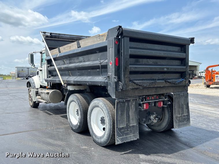 image for item FC1977 2008 Mack GU713 dump truck